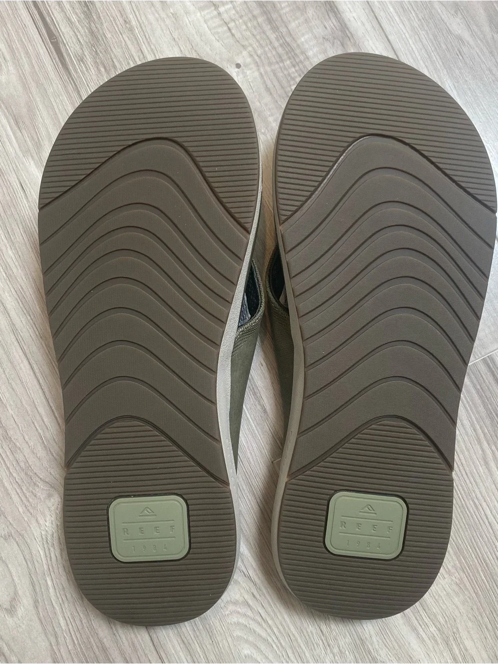 Reef Men's Cushion Norte Olive Green Strap Flip Flop